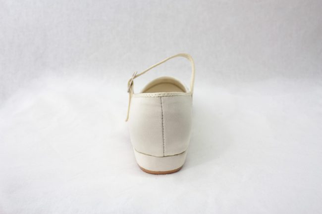 Girls Visara Satin Shoes in Cream-949