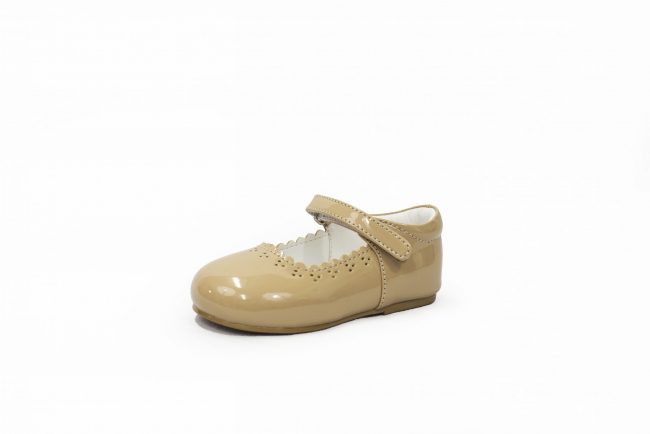 Girls Early Steps Brogue shoes in Beige-0